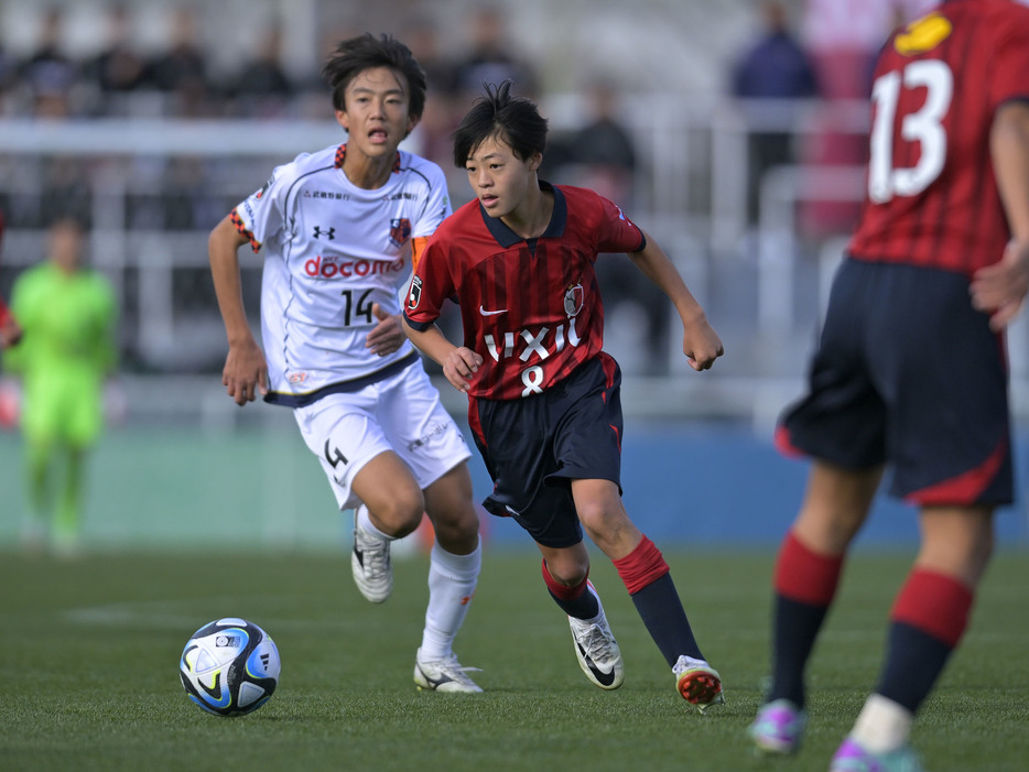 元日本代表MF小笠原満男氏を父に持つMF小笠原央(Koki NAGAHAMA/GEKISAKA)