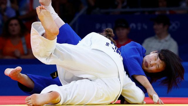 準々決勝で敗れた新添左季選手（写真：ロイター/アフロ）