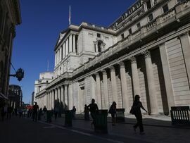 The Bank of England in London. Photographer: Hollie Adams/Bloomberg