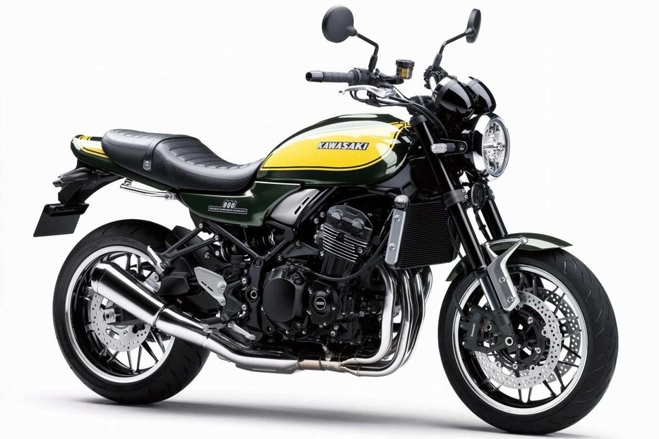 2024年型のZ900RSは写真のイエローボールエディション（156万2000円）のほか、STDに青×黒の火の玉、ピンストライプ入りの黒を設定。SEは、色味が異なるイエローボールカラーで2023年型を継続販売。