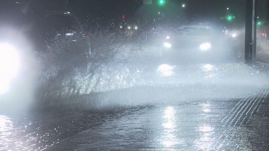 北広島町で観測史上最大　１０日夜から大雨 交通に影響続く　広島