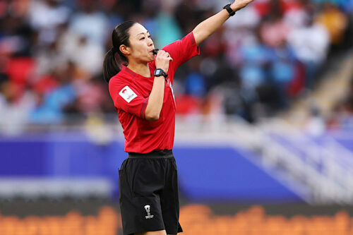 パリ五輪・男子サッカーの審判に指名された山下良美主審 [写真]=Getty Images