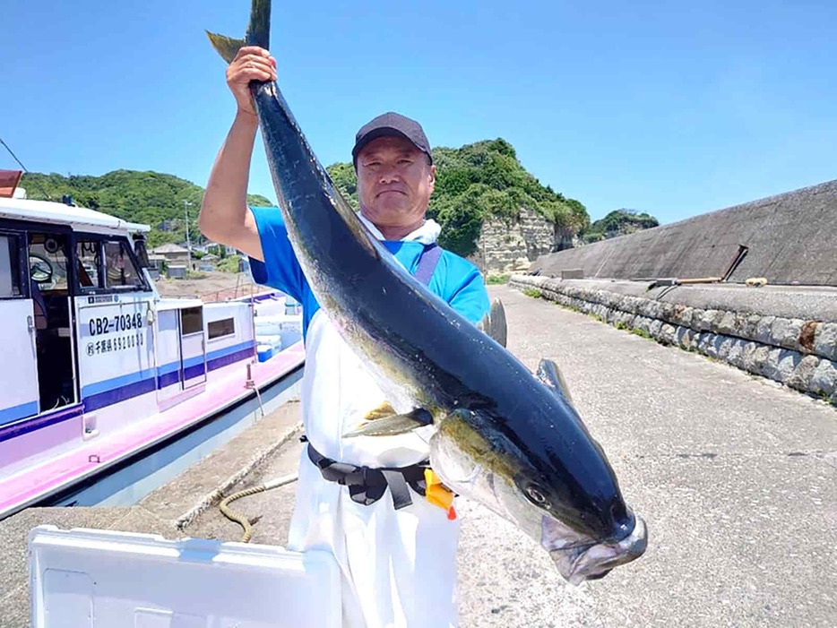 取材別日に釣り上げられた15.3kgのヒラマサ！