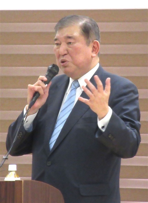 福岡市で4日に講演した自民党の石破茂元幹事長