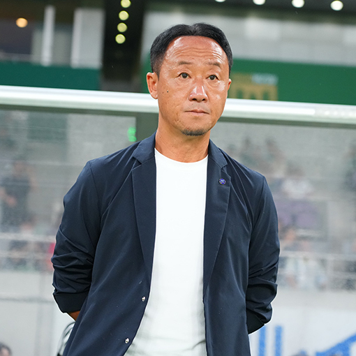 東京クラシックに臨んだ黒田監督。写真：田中研治（サッカーダイジェスト写真部）