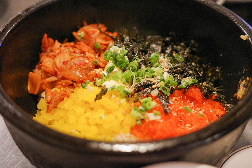 焼肉店のラーメンは豚骨ならぬ牛骨ラーメン！