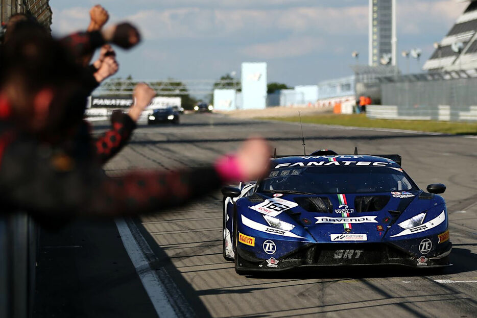 優勝したGRTグラッサー・レーシング・チームの163号車ランボルギーニ・ウラカンGT3エボ2　2024年GTWCヨーロッパ第6戦ニュルブルクリンク