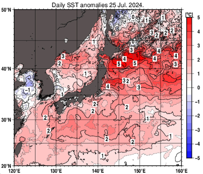 7月25日の日本近海の海面水温を平年と比べた図（気象庁提供）