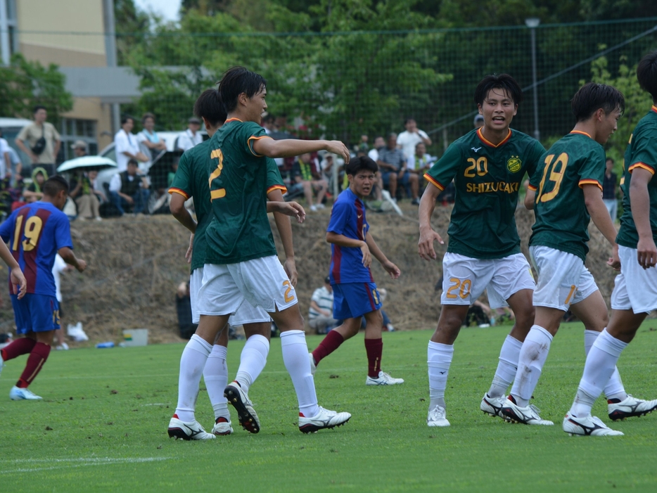 静岡学園MF20堀川隼