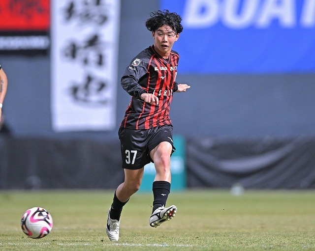 天皇杯３回戦・山形戦で２得点の田中。写真：金子拓弥（サッカーダイジェスト写真部）