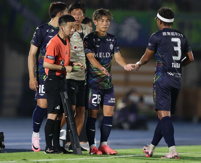 G大阪戦が自身のJ１での２試合目となった吉田。ハードワークで勝利に貢献した。写真：永島裕基