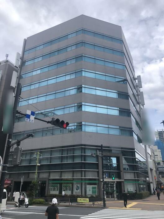 大規模な粉飾決算が発覚した「堀正工業」（写真＝同社が入居していたビル）