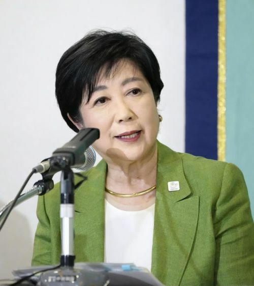 ６月19日に日本記者クラブで行われた都知事選立候補予定者４人による共同記者会見で、明治神宮外苑地区の再開発は「争点にならない」「むしろ樹木の本数は増える」と語った小池都知事（PHOTO：共同通信）