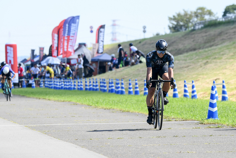 写真：Bicycle Club