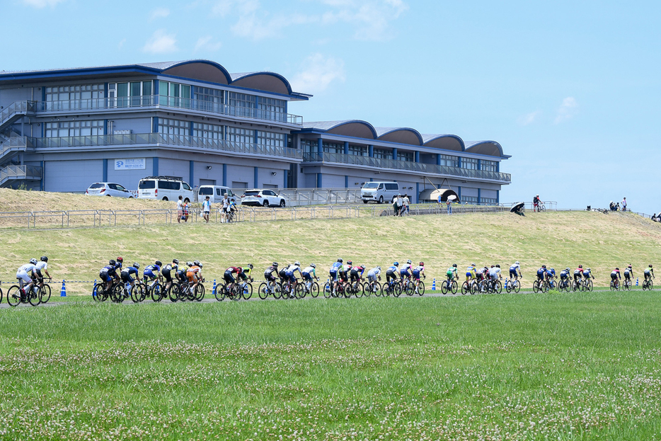 写真：Bicycle Club