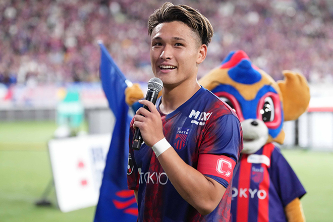 松木に求められるのは何より結果だ。写真：サッカーダイジェスト