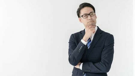 「441－96＝？」 数に強い人なら、5秒もかからず暗算できるといいます。頭の中でやっていることを解説してもらいました（画像：Luce／PIXTA）