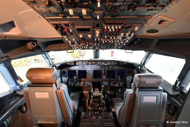 パイロット訓練生の募集を始めたJTA（写真は同社737-800のコックピット）＝PHOTO: Tadayuki YOSHIKAWA/Aviation Wire