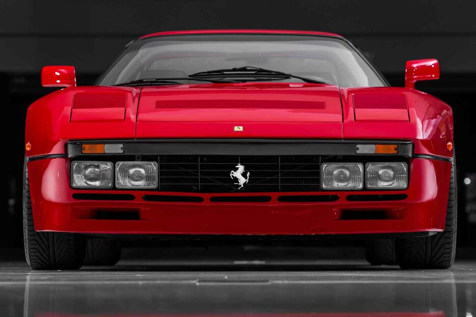 388万2500ドル（邦貨換算約6億2700万円）で落札されたフェラーリ「288GTO」（C）Courtesy of RM Sotheby's