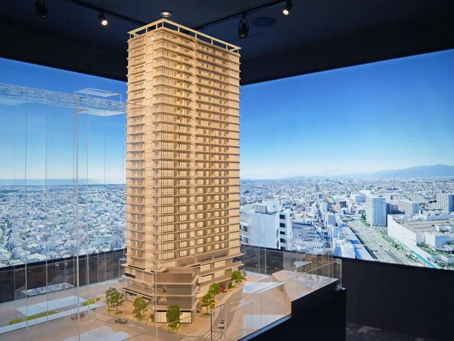 2025年9月完成予定の「THE TOWER 湘南辻堂」のマンションギャラリー内にある完成模型