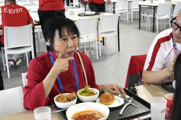 選手村のメインレストランで、料理の量が不足している問題が明らかになった。(C)Getty Images