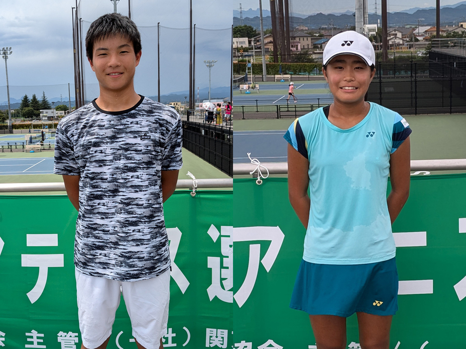 「第98回関東ジュニアテニス選手権大会」（U14＆U12：群馬・清水善造メモリアルテニスコート）の14歳以下シングルスで優勝を飾った川村准椰（神奈川／桜田倶楽部：左）と色川渚月（茨城／CSJ）（写真提供◎関東テニス協会）