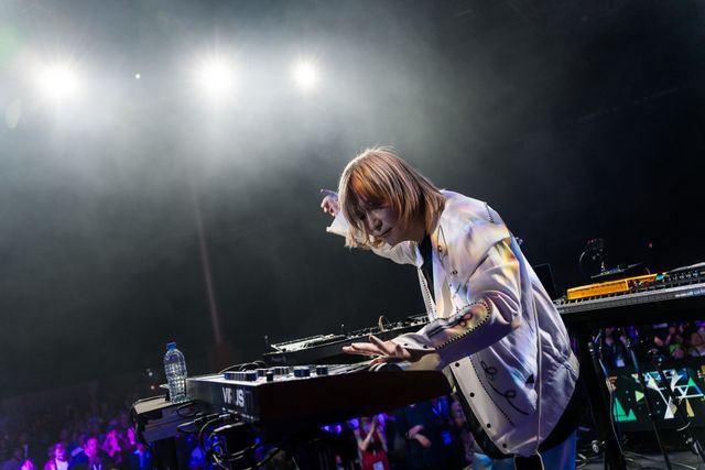 小室哲哉、フランス・パリでパフォーマンス披露（Photo by NathanGey, Japan Expo Paris 2024 （C）SEFA EVENT）