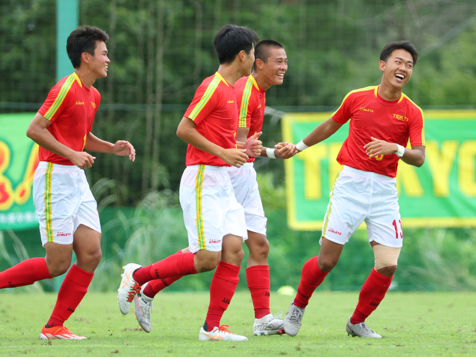 後半5発のゴールショーを披露した帝京長岡高が初戦突破(HIGH SCHOOL SOCCER YEARBOOK)