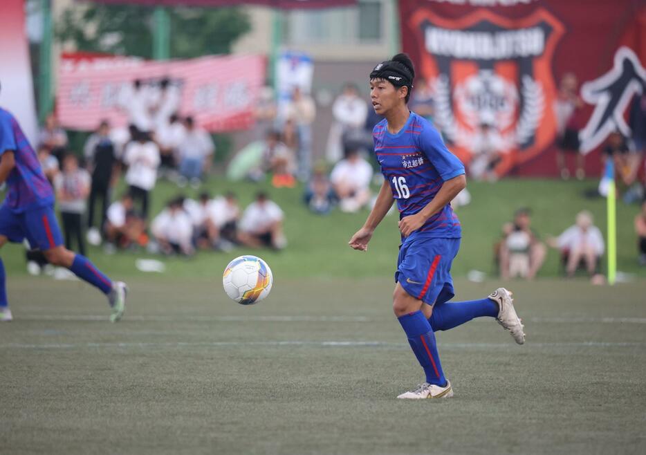 市立船橋MF峯野倖(写真＝森田将義)