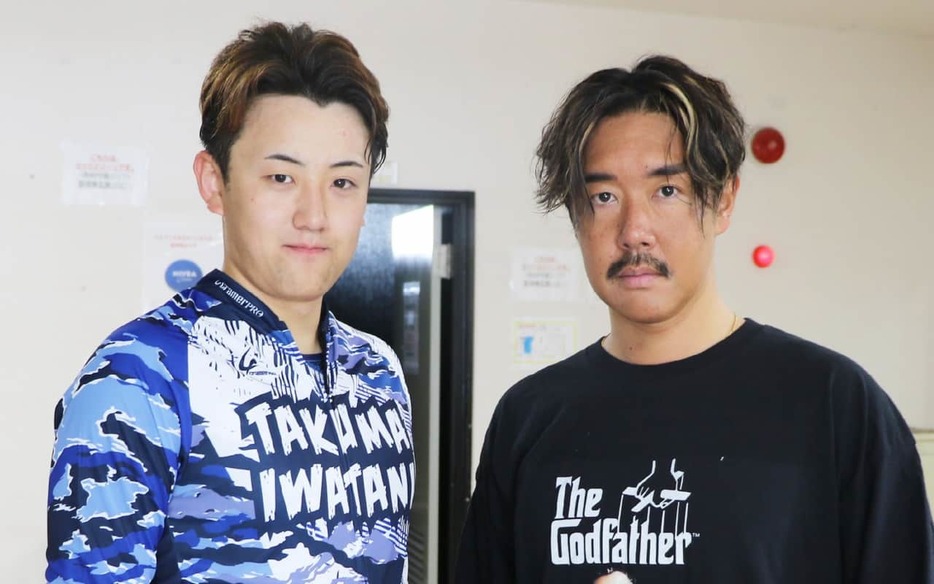 昨年大会で優勝した岩谷拓磨（左）と決勝2着の小川勇介（右）