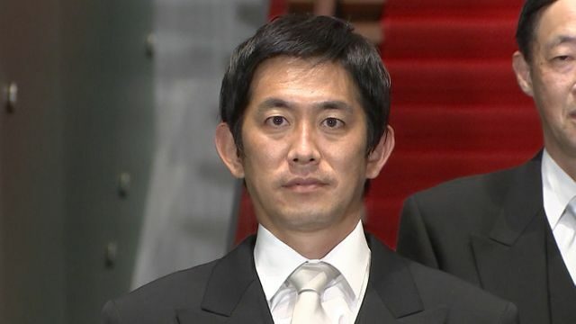 小林鷹之前経済安全保障担当相