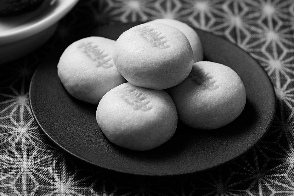 日本の饅頭の元祖と言われる塩瀬の饅頭