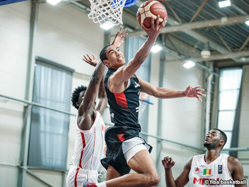 2021年U19W杯に出場した日本代表の菅野ブルース［写真］＝fiba.basketball