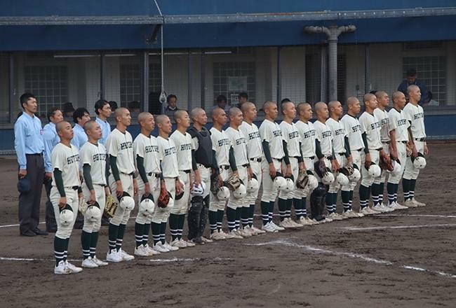 報徳学園ナイン※写真は過去の取材時