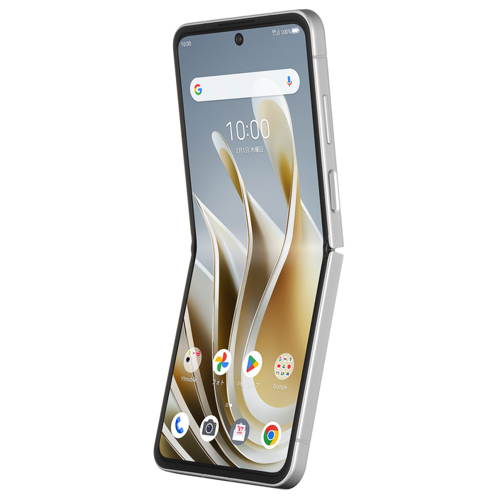 ZTE 「Libero Flip」（6万3000円　※Y!mobile）