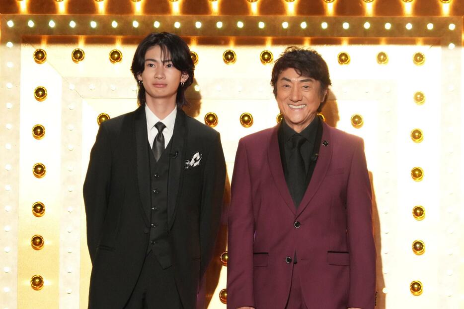 7月1日放送の「しゃべくり007」にゲスト出演する市村優汰さん（左）と市村正親さん＝日本テレビ提供