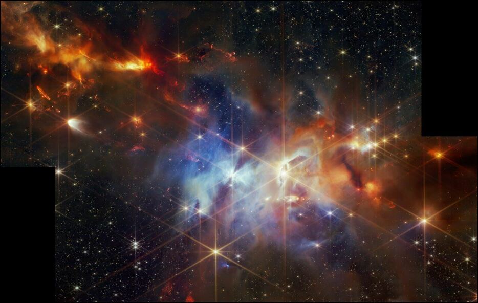 ジェイムズ・ウェッブ宇宙望遠鏡の近赤外線カメラ（NIRCam）で観測された反射星雲「Serpens Nebula」。右上と左下の黒い長方形はデータが欠落している部分