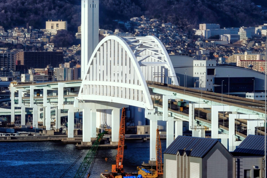 阪神高速の5号湾岸線（画像：写真AC）。