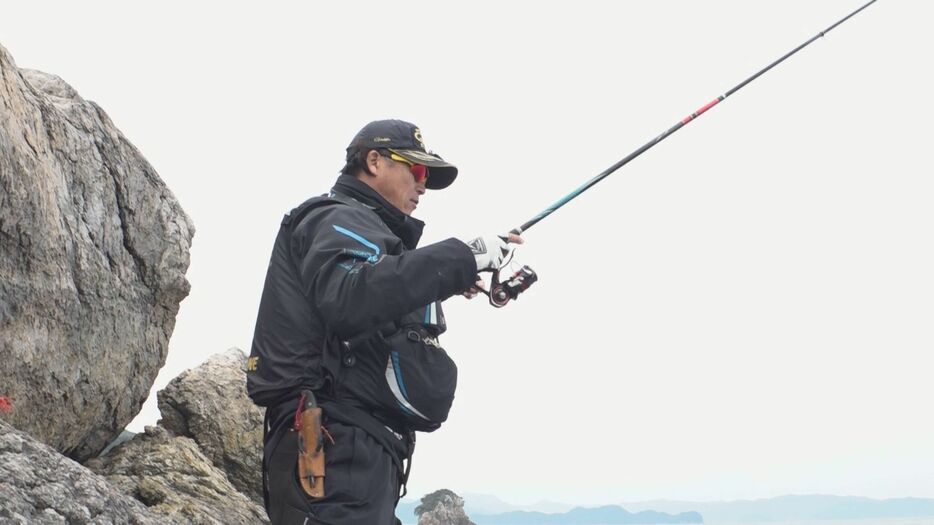 カジキ釣りの国際大会に参加する城島健司さん