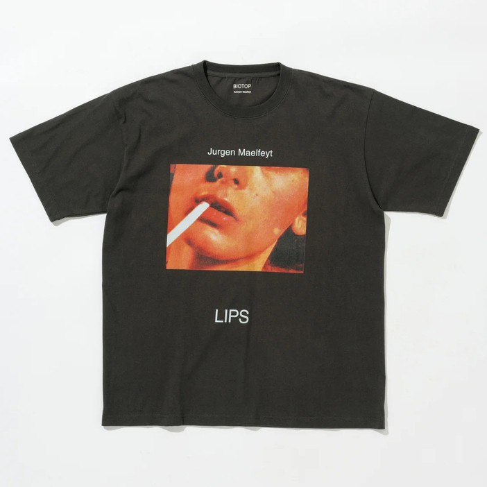 LIPS for BIOTOP Photo T-shirts ￥12,100 サイズ：M、L、XL カラー：ホワイト、ブラック