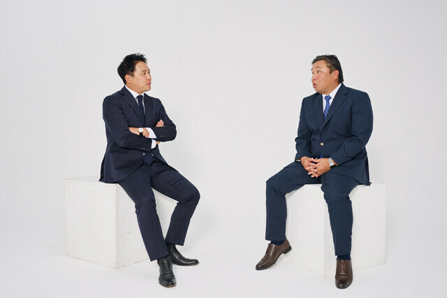 「お金の使い方について語った五十嵐氏（左）と里崎氏（右）