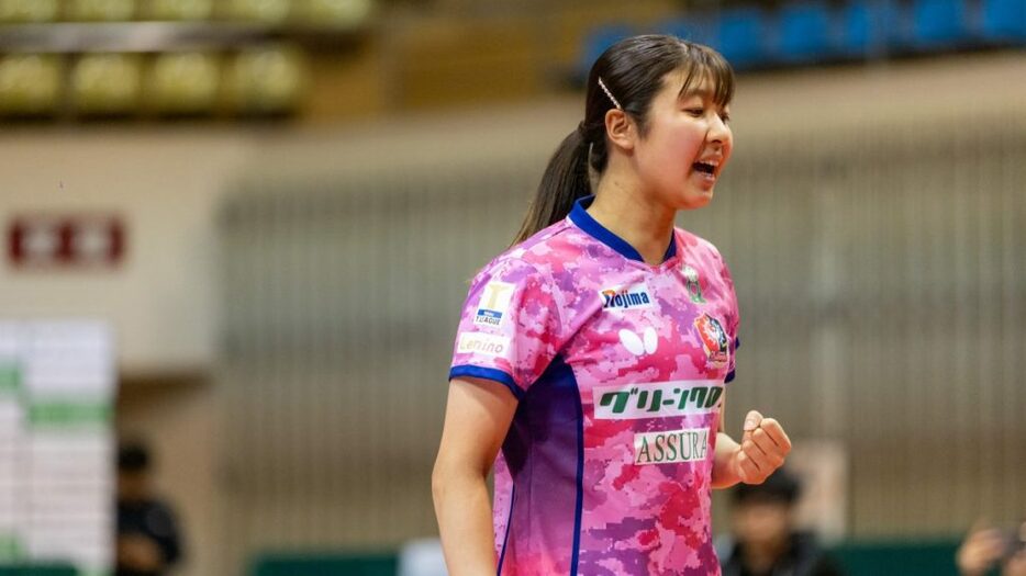 写真：出澤杏佳（九州アスティーダ）/提供：九州アスティーダ/T.LEAGUE/アフロ