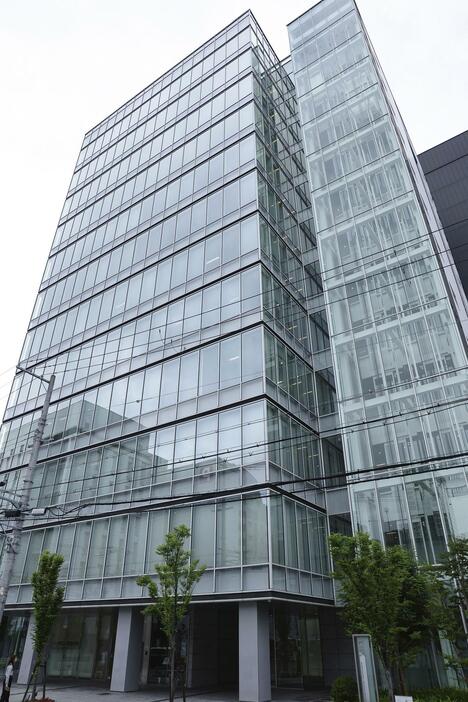 小林製薬の本社が入るビル＝6月28日、大阪市