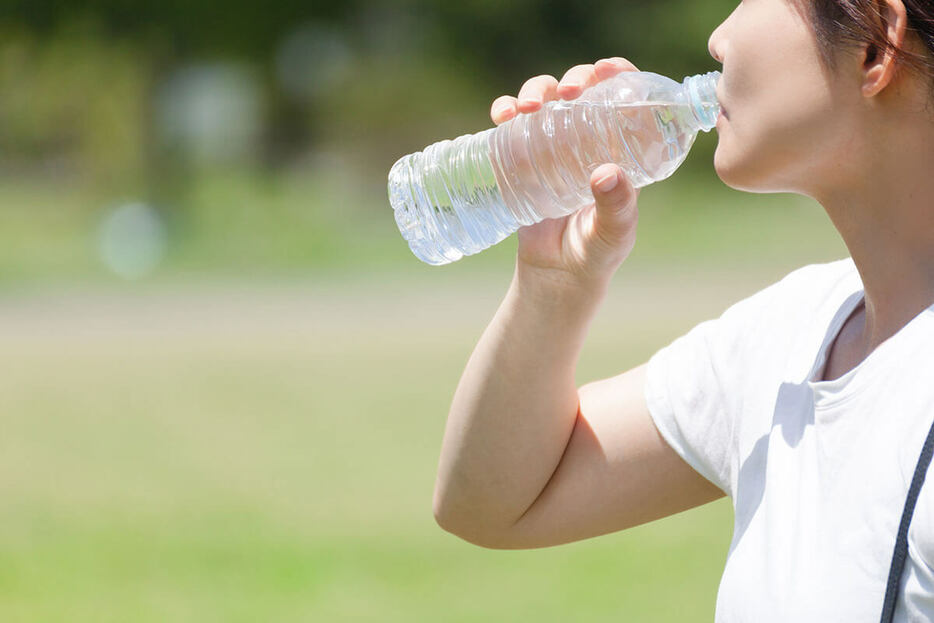 夏に欠かせないペットボトルの水