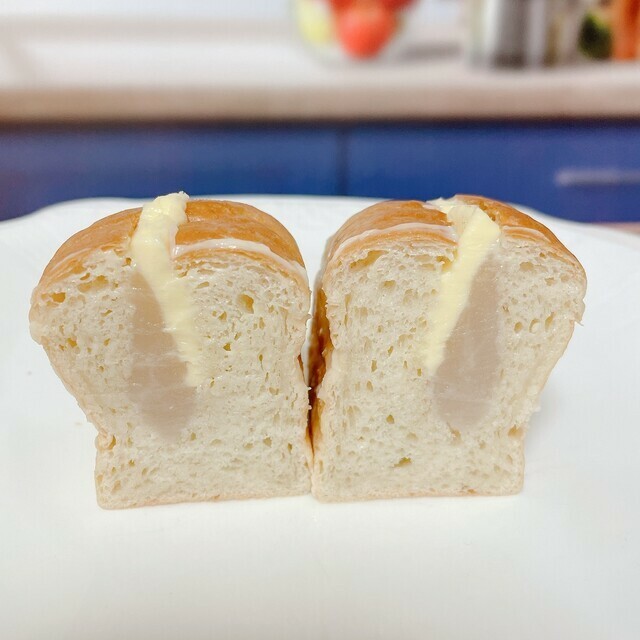 白餡とバターの組み合わせは珍しい