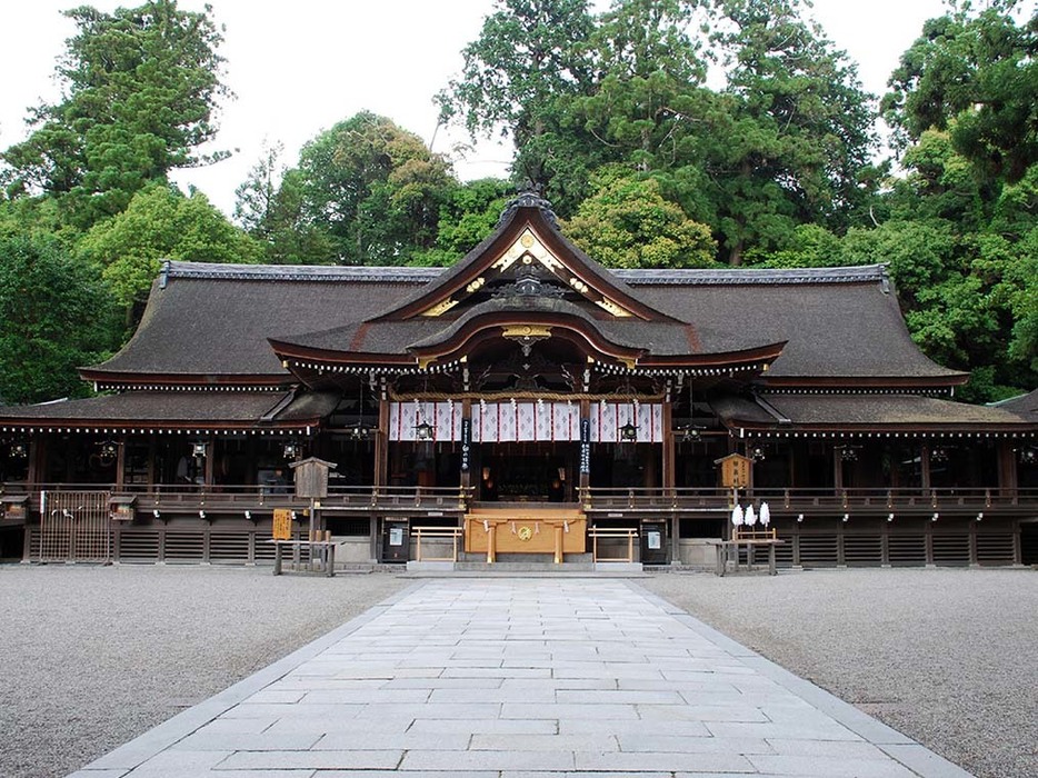 『大神神社』の境内