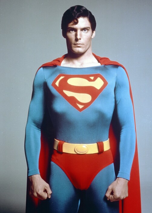 『スーパーマン』（1978）でのクリストファー・リーヴさん - Warner Bros. Pictures / Photofest / ゲッティ イメージズ