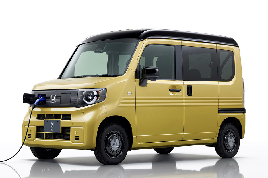 ホンダ N-VAN e:：フロントグリルに充電口を設置する。バッテリーには高温や低温によるバッテリー性能低下を抑制するバッテリー冷却・加温システムを備える