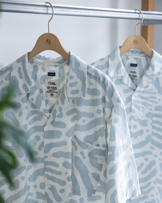 「Open Collar S/S Shirt」3万3000円／ナナミカ