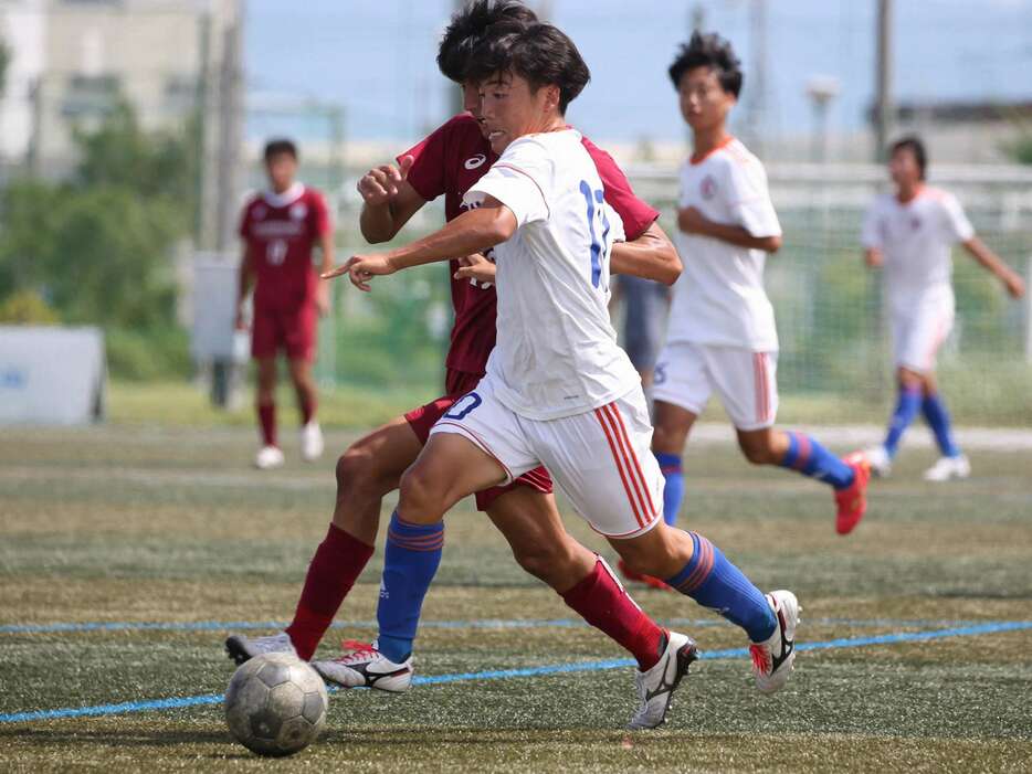 湘南工科大附高(神奈川)の10番FW荻野寛太(3年=湘南ベルマーレU-15出身)(Taro YOSHIDA)